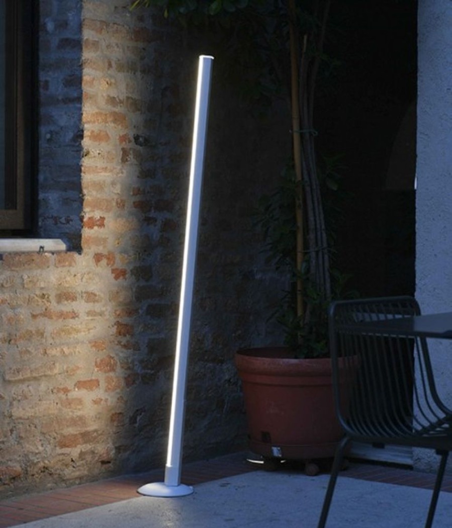 Lampade Zafferano | Pencil Base Di Stazionamento Corten